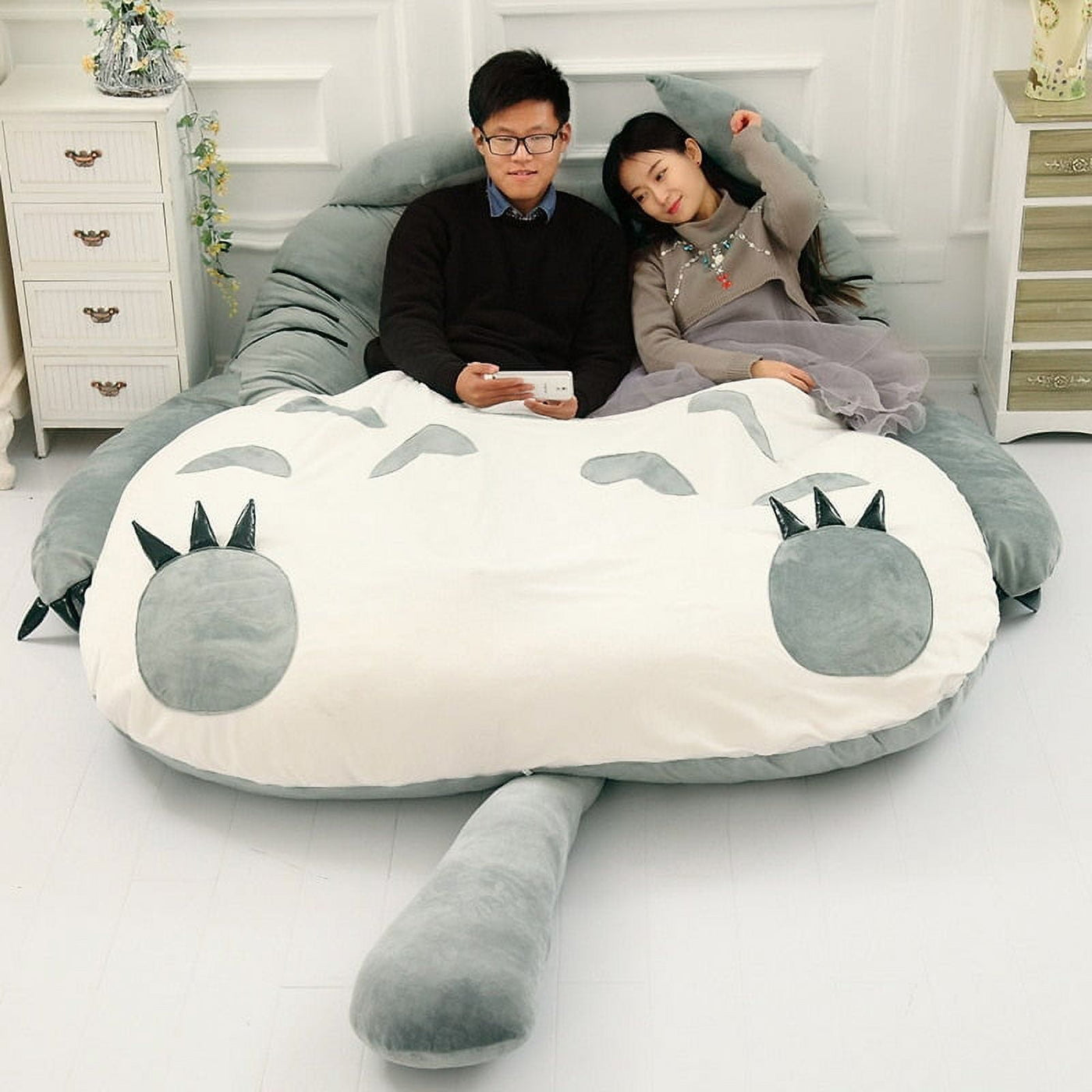 Totoro Faules-Bett-Sofa Tatami-Matratze Chinchillas Verlängertes und Verstärktes Bett Cartoon-Balkonsofa Schlafzimmer-Loungesofa Kinderbett Geschenk