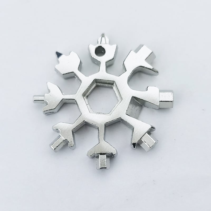 (🌲VORWEIHNACHTSVERKAUF – 49 % RABATT) 🤶 18-in-1 Snowflake Multitool