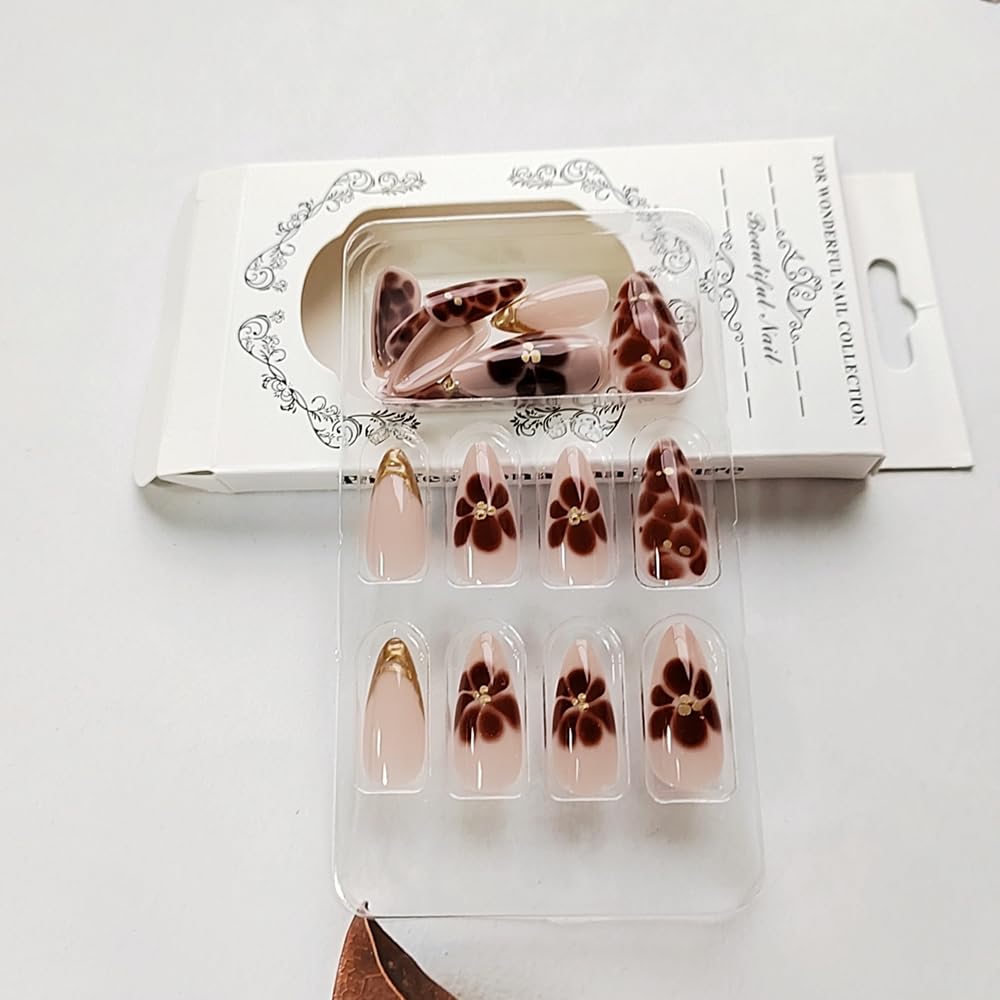 24 Stück Frühling Press-On Nägel Kurz Mandel, YIHONGYAN 3D Strass Muschel-Design Künstliche Nägel Press-Ons Blau Französische Nägel Acryl-Set Klebenägel Vollabdeckung Glitzer Nägel zum Aufkleben für Frauen