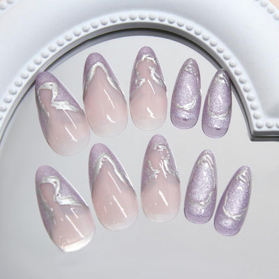 24 Stück Frühling Press-On Nägel Kurz Mandel, YIHONGYAN 3D Strass Muschel-Design Künstliche Nägel Press-Ons Blau Französische Nägel Acryl-Set Klebenägel Vollabdeckung Glitzer Nägel zum Aufkleben für Frauen