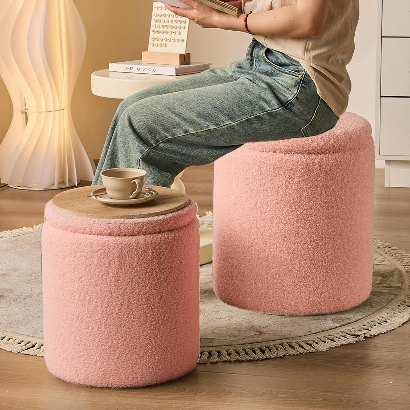 Rundes 2er-Set Aufbewahrungs-Ottoman – Gepolsterter Samt Schminktischhocker für Make-up Multifunktionale Ottomane Couchtisch Gepolsterter Sitz Fußablage für Wohnzimmer & Schlafzimmer (Weiß)