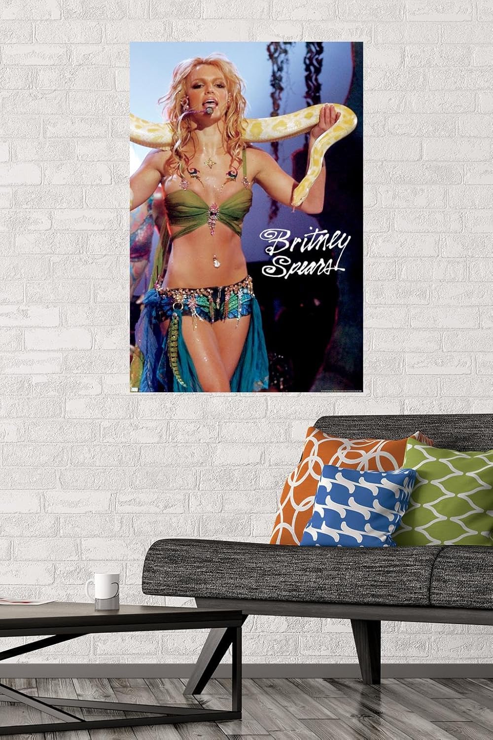 Trends International Britney Spears – 2001 VMA Wandposter, 34L x 22,4B, Ungerahmte Version