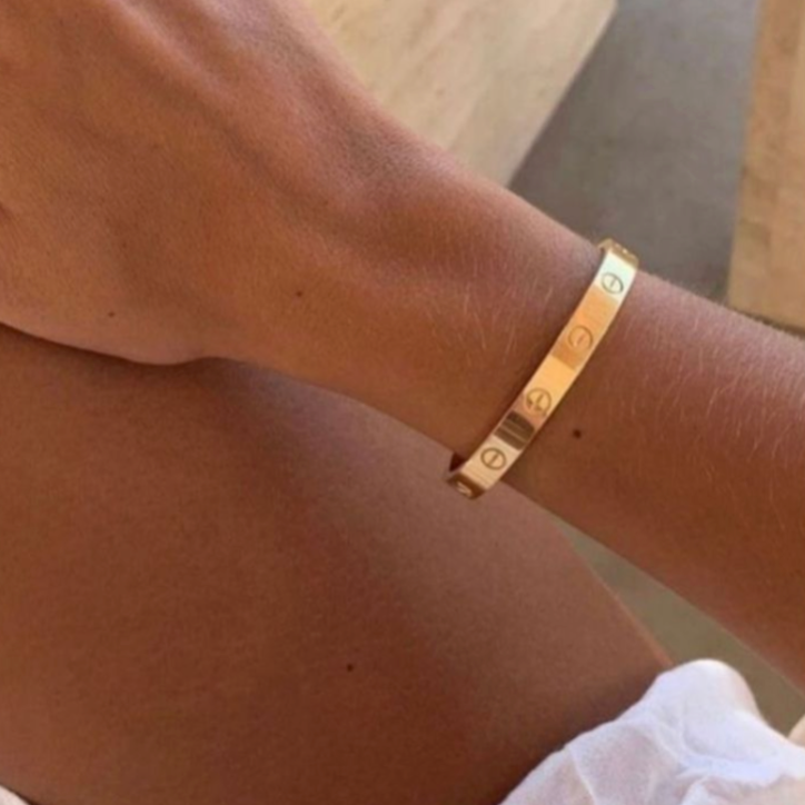 Love Armband
