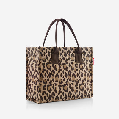 Daily Shopper Leo Macchiato