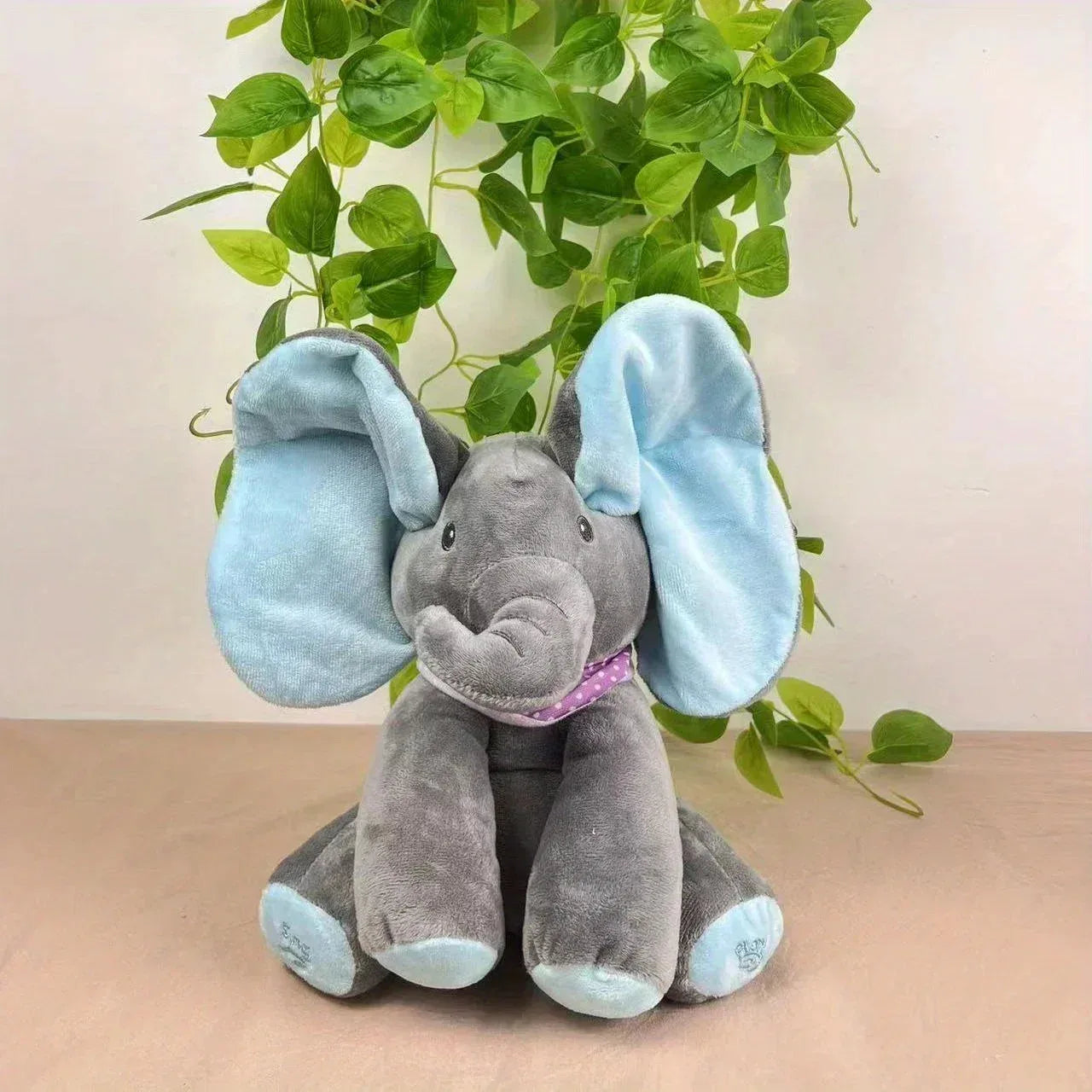 Peek-A-Boo Interaktiver Elefant