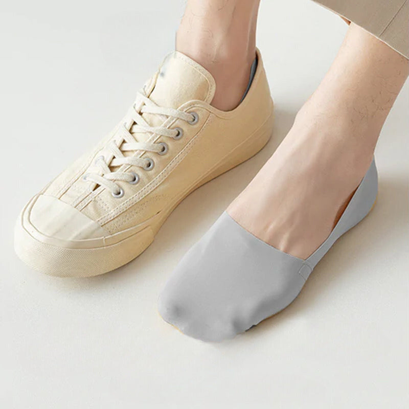 Socken aus Eisseide: Rutschfester Komfort für Ihre Füße