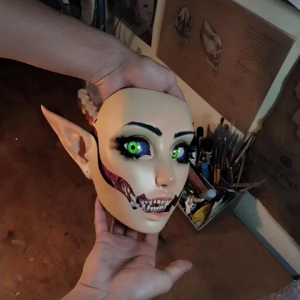 🔥Blitzverkauf 49 % RABATT 🎭Babydoll-Maske: Hochwertig und verstellbar für Komfort😈