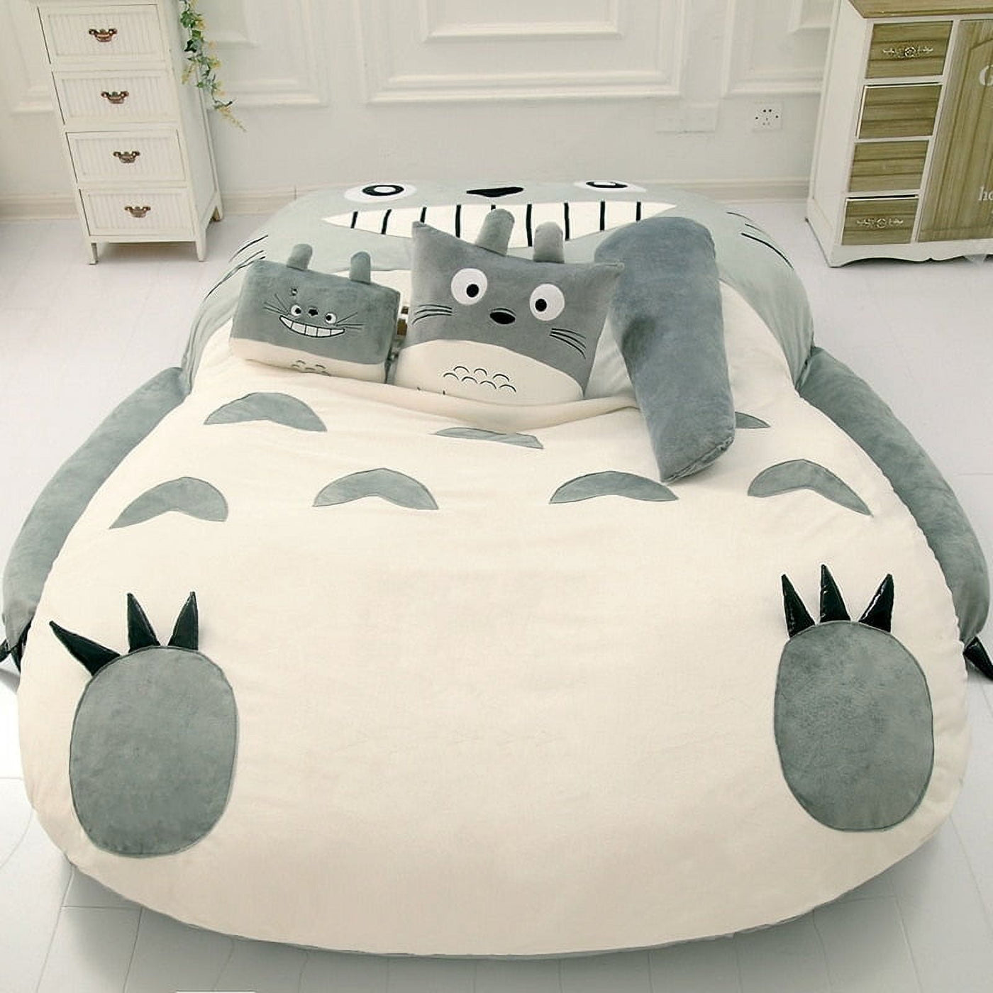 Totoro Faules-Bett-Sofa Tatami-Matratze Chinchillas Verlängertes und Verstärktes Bett Cartoon-Balkonsofa Schlafzimmer-Loungesofa Kinderbett Geschenk