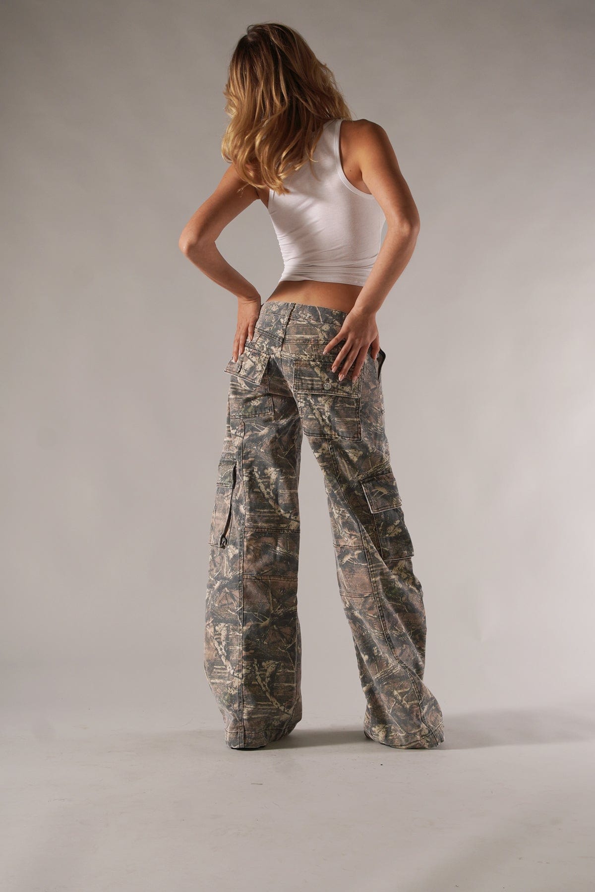 Unisex Camo Cargo Hose €24.84 NUR HEUTE