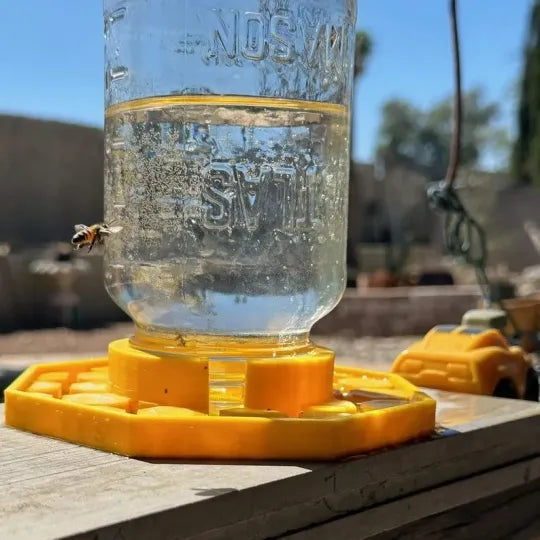 BuzzBloom – Dekorativer Bienen-Trinkplatz für den Garten