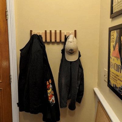 Hölzerne Klavier-Garderobe